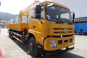 東風(fēng)特商隨車吊