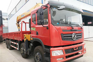 東風(fēng)特商前四后八隨車起重運(yùn)輸車圖片