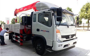 6.3噸時(shí)風(fēng)隨車吊價(jià)格圖片圖片