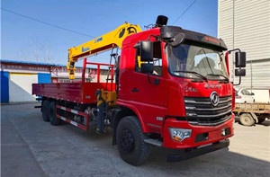 D3國六后雙橋隨車吊多少錢圖片