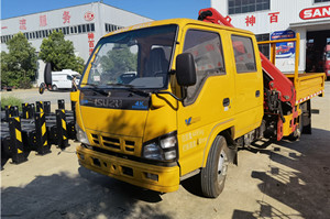 慶鈴雙排隨車吊準坐5人圖片